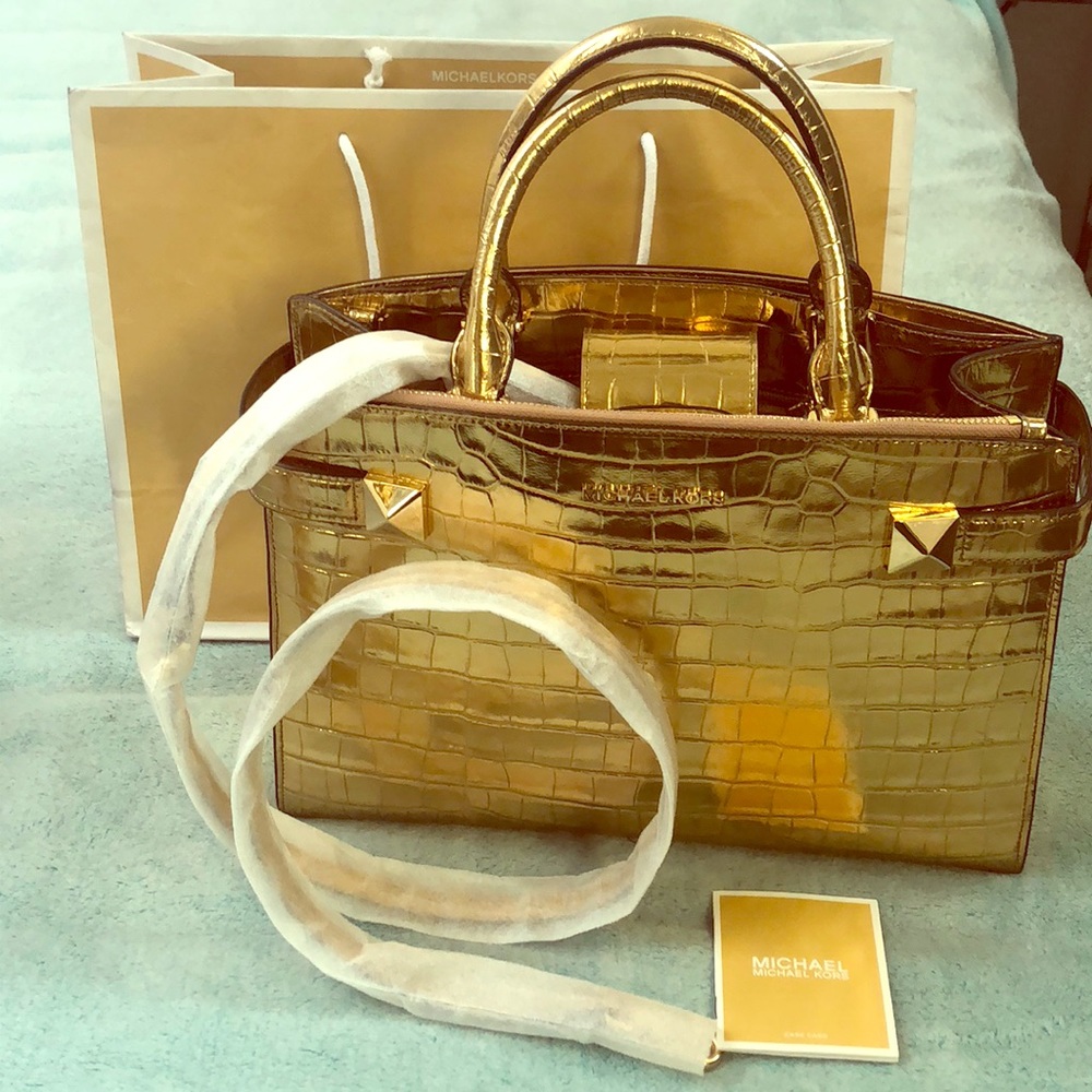 Gold Michael Kors meduim size Satchel
